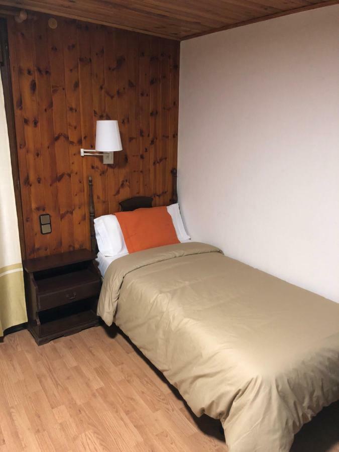 Hostal Di Verena Puigcerdà Exterior foto