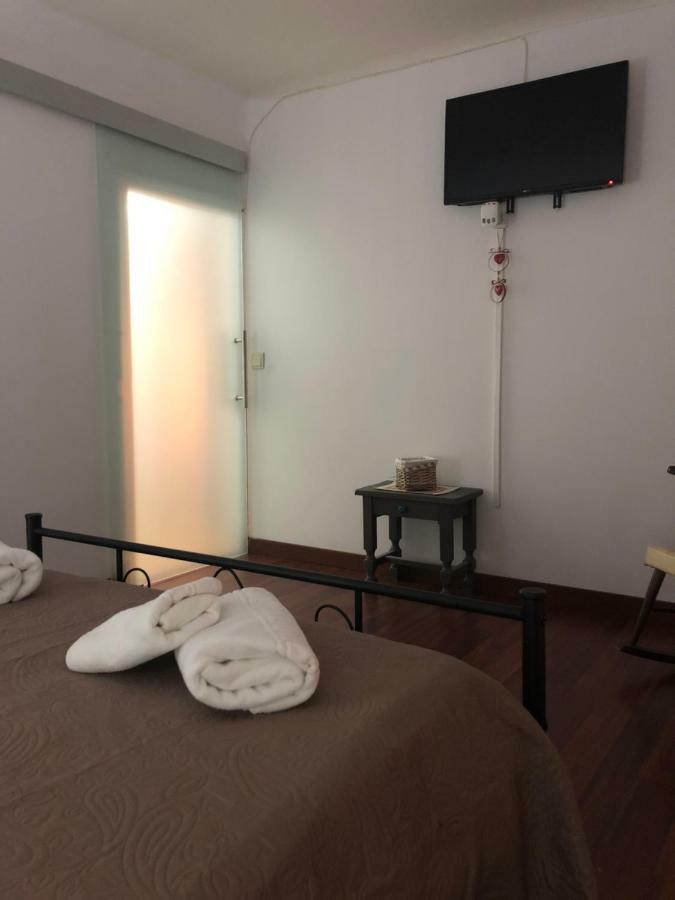 Hostal Di Verena Puigcerdà Exterior foto