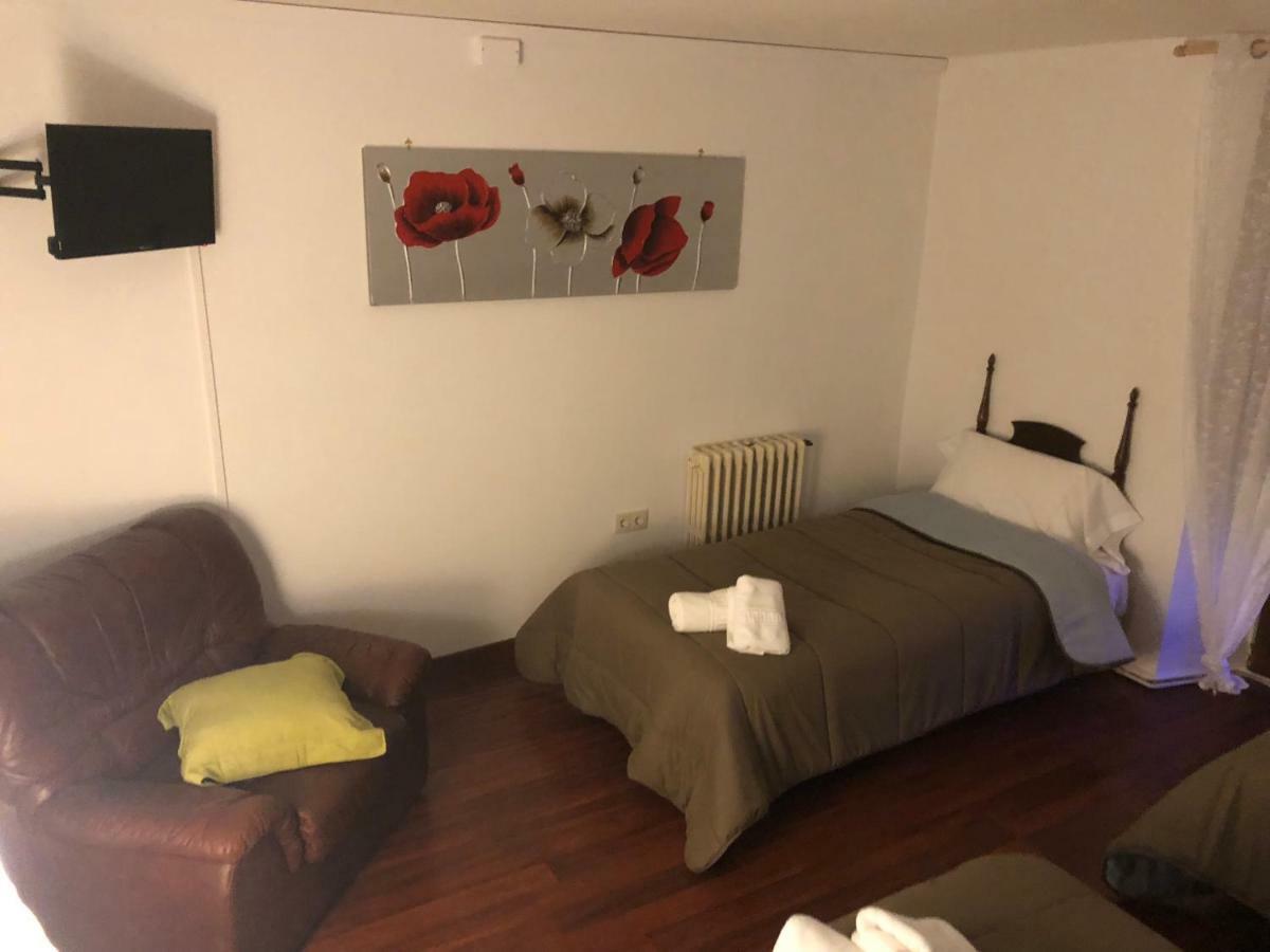 Hostal Di Verena Puigcerdà Exterior foto